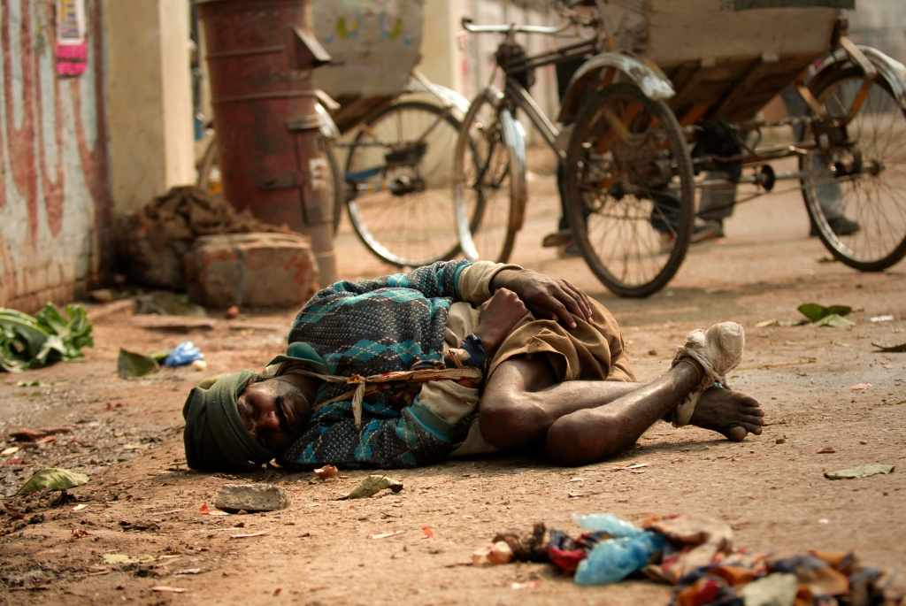Photo of the circle of poverty in India.